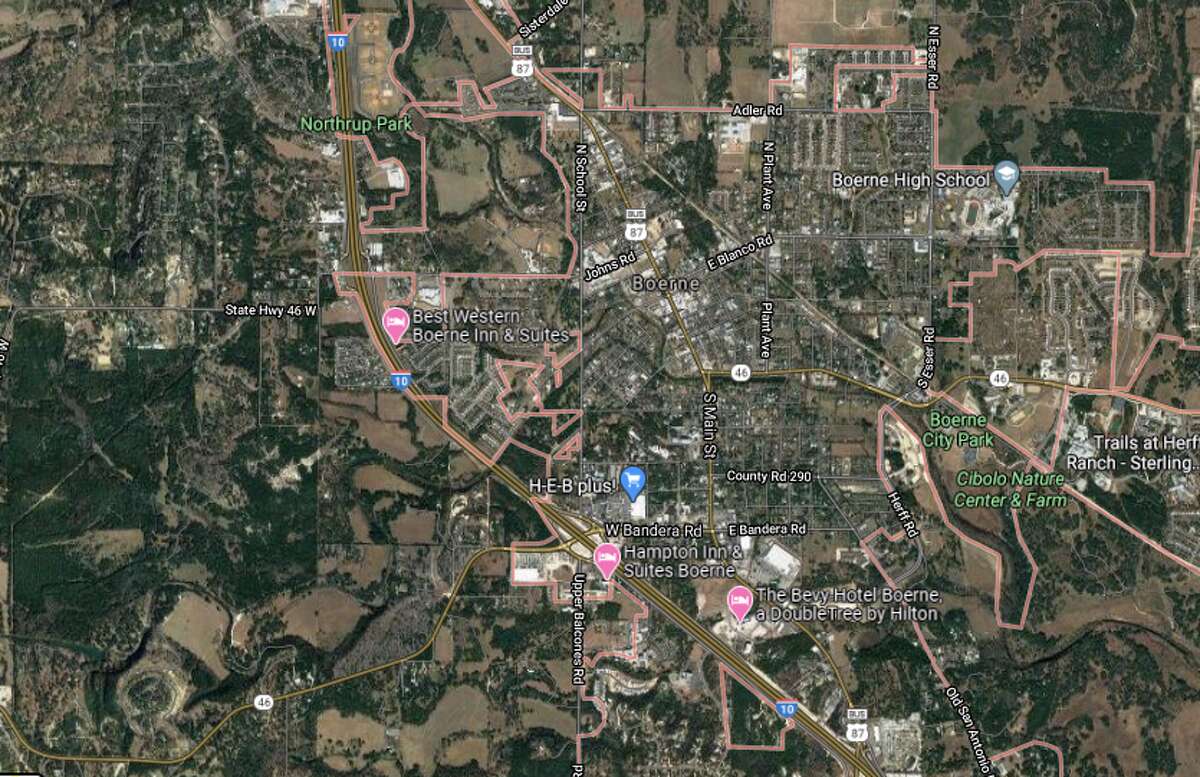 A section of Interstate 10 westbound in Boerne has been shut down as police investigate an officer-involved shooting. The map shows the approximate area of the incident.