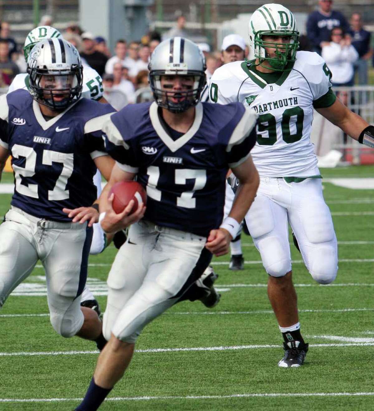 Decker competing for starting quarterback job at New Hampshire