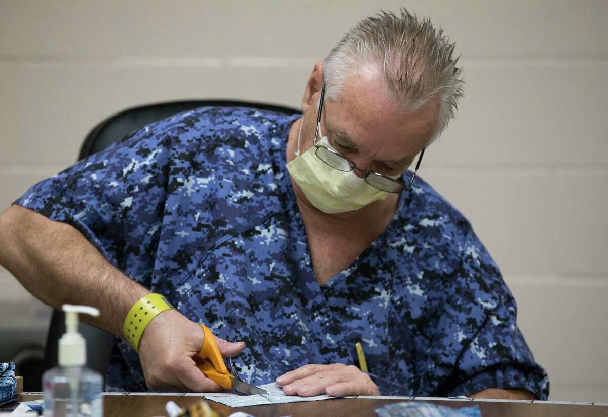 Fort Bend County jail inmates sew face masks for fellow inmates