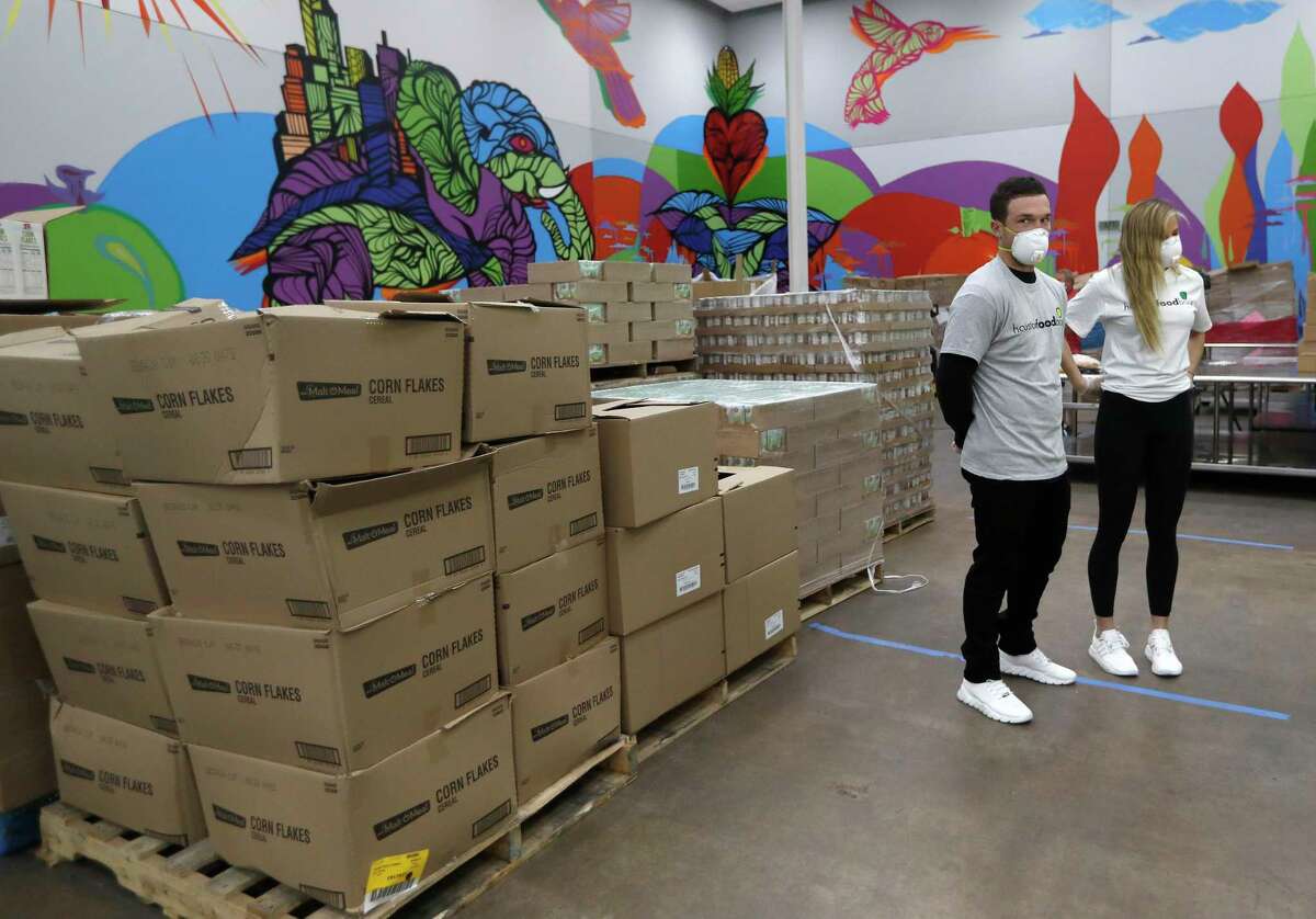 Alex Bregman Launches Campaign to Help Feed Houston Residents