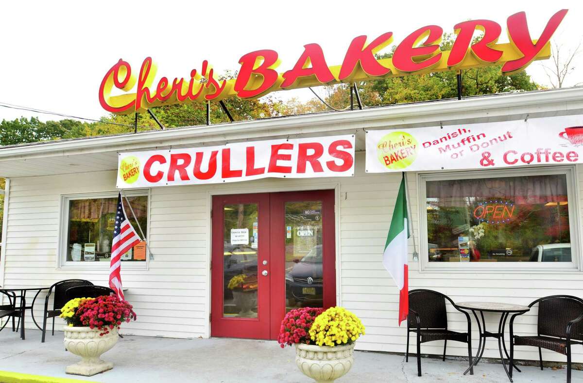 Area bakeries still cooking up a storm for Easter traditions