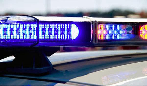 Vehicle sees ‘heavy damage’ in Derby rollover Vehicle sees ‘heavy damage’ in Derby rollover