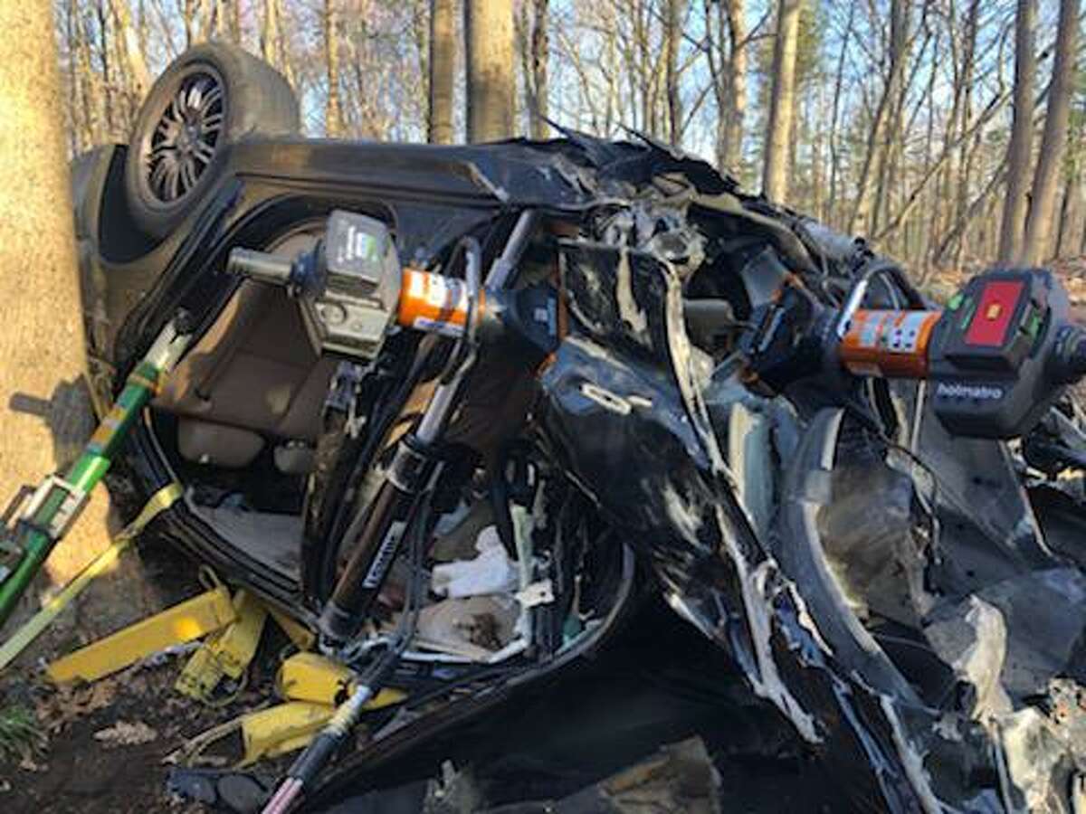 Shelton PD Driver steals good Samaritan's car after crash, crashes again