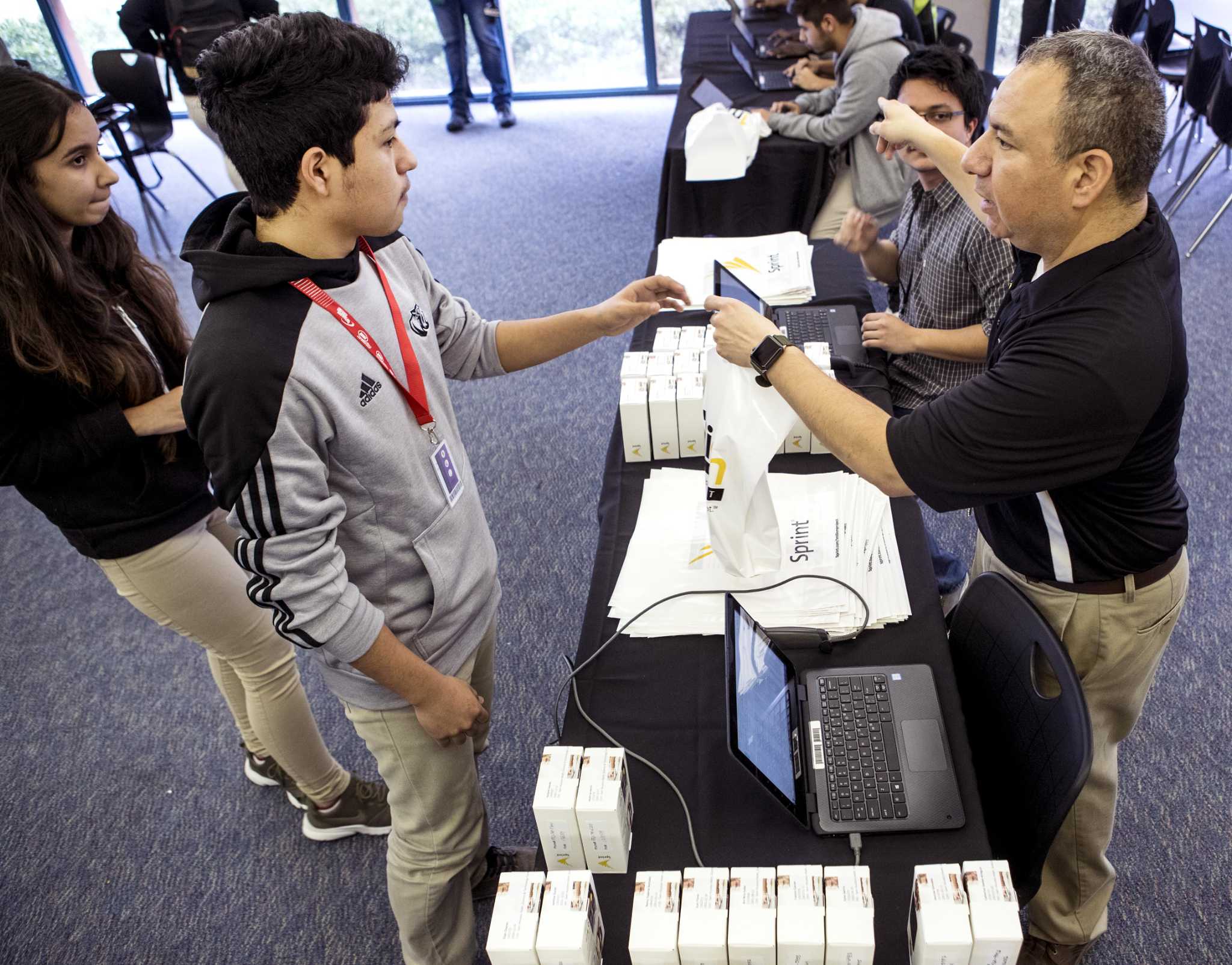 'The need is real' Houstonarea schools scramble for hotspots so