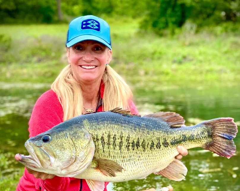 Houston angler Meredith McCord hooks 10-pound bass, possible record-breaker