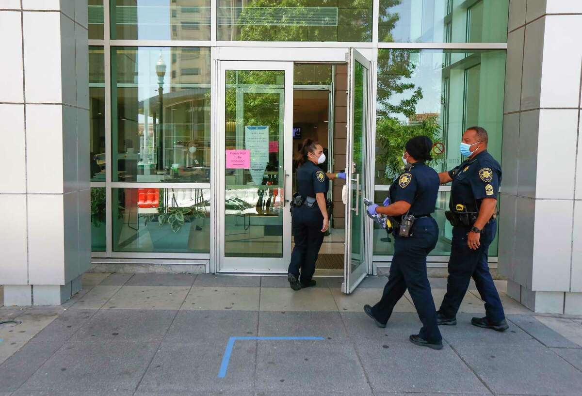 Harris County juvenile detention center reverses lockdown