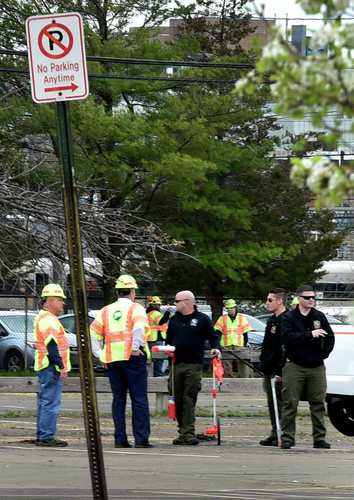Connecticut State Police arrive to survey traffic patterns at the drive-through COVID-19 testing site Tuesday, April 14, 2020 at the former Gateway Community College at 60 Sargent Drive in New Haven. It will be opened soon by the state in conjunction with CVS and Abbott Laboratories, using four lanes and able to accommodate up to 750 cars daily. Connecticut State Police will be part of the operation, directing traffic off Exit 46 at Long Wharf. Rick Fontana, the city’s director of the Office of Emergency Management, said it will be the only such site in Connecticut.