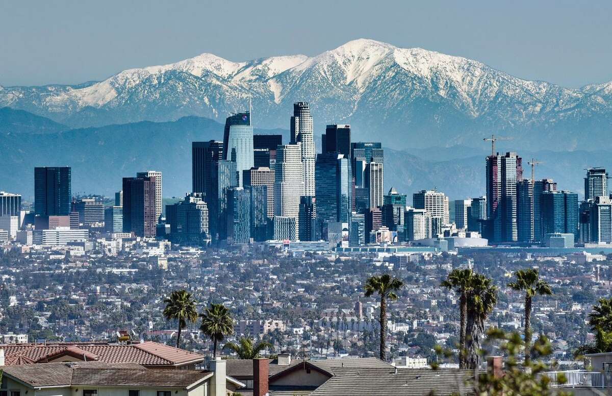 Photos of clear-skied Los Angeles are mind-blowing: Is the air really ...