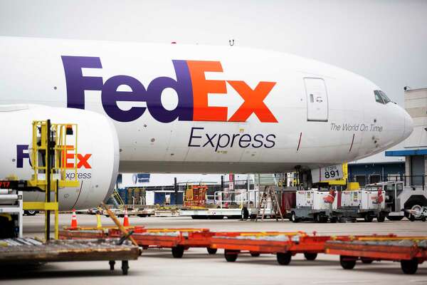 As more Houston workers for Amazon, FedEx catch COVID-19, those left on