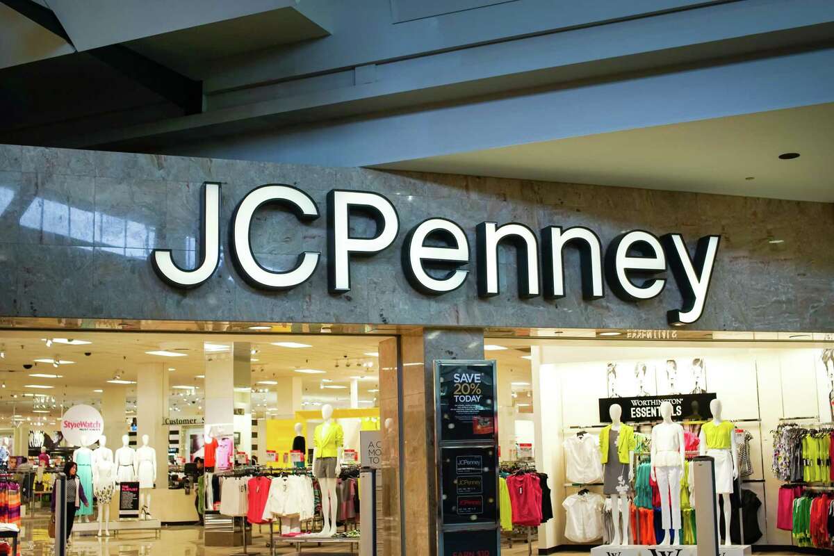 Bid for bankrupt JCPenney opposed by worker advocacy group