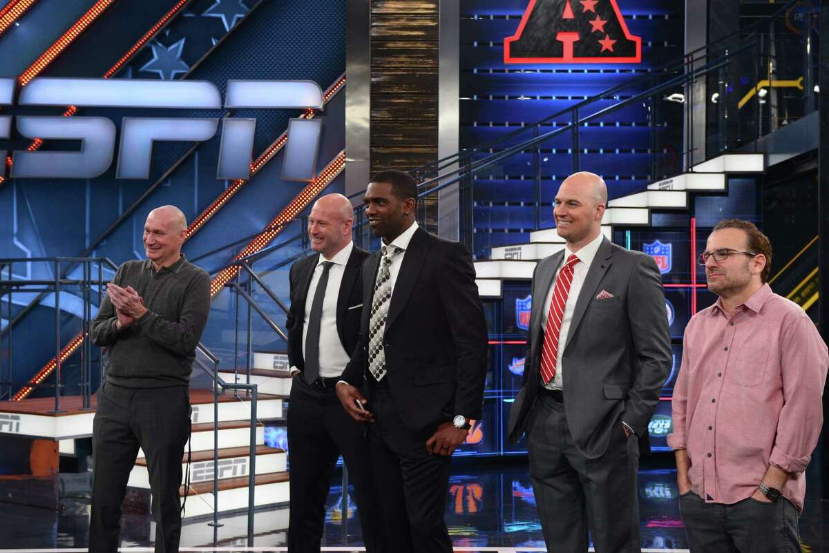 NFL draft telecast presents unprecedented obstacles