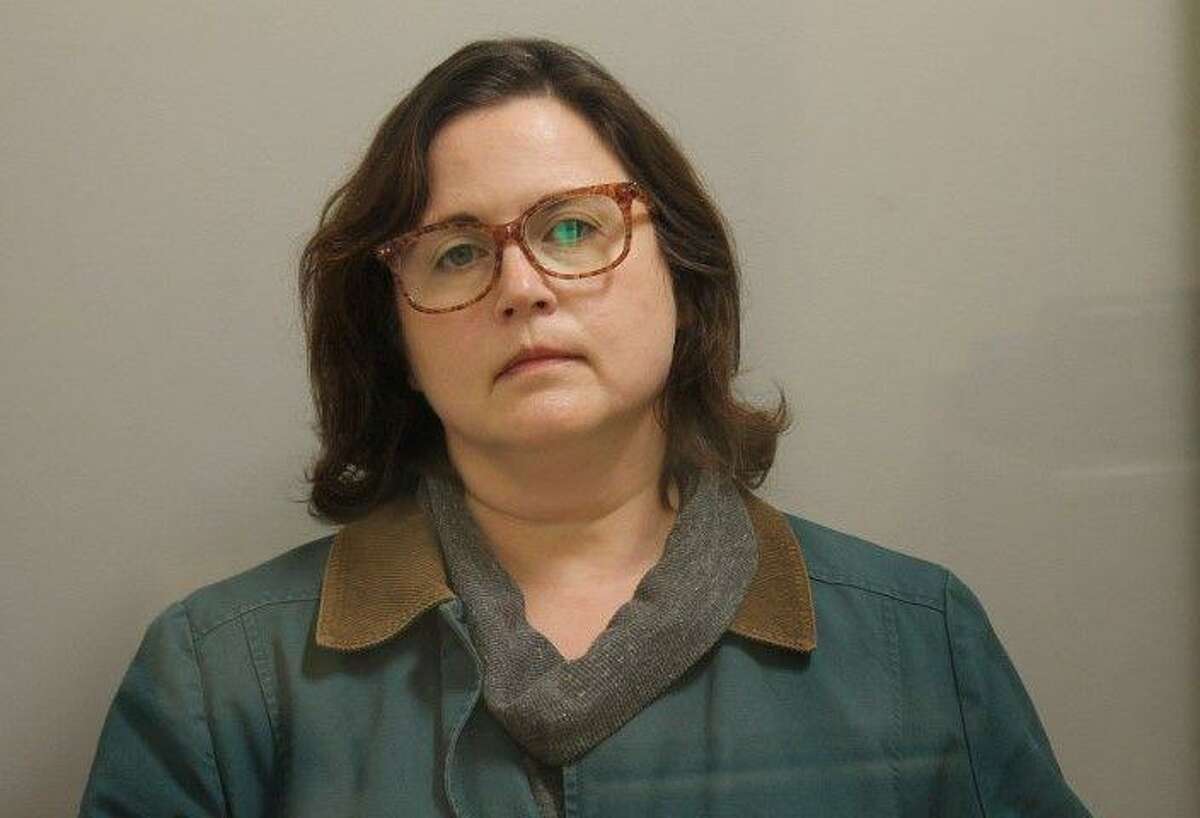 Bethel couple accused of embezzling money from baseball association