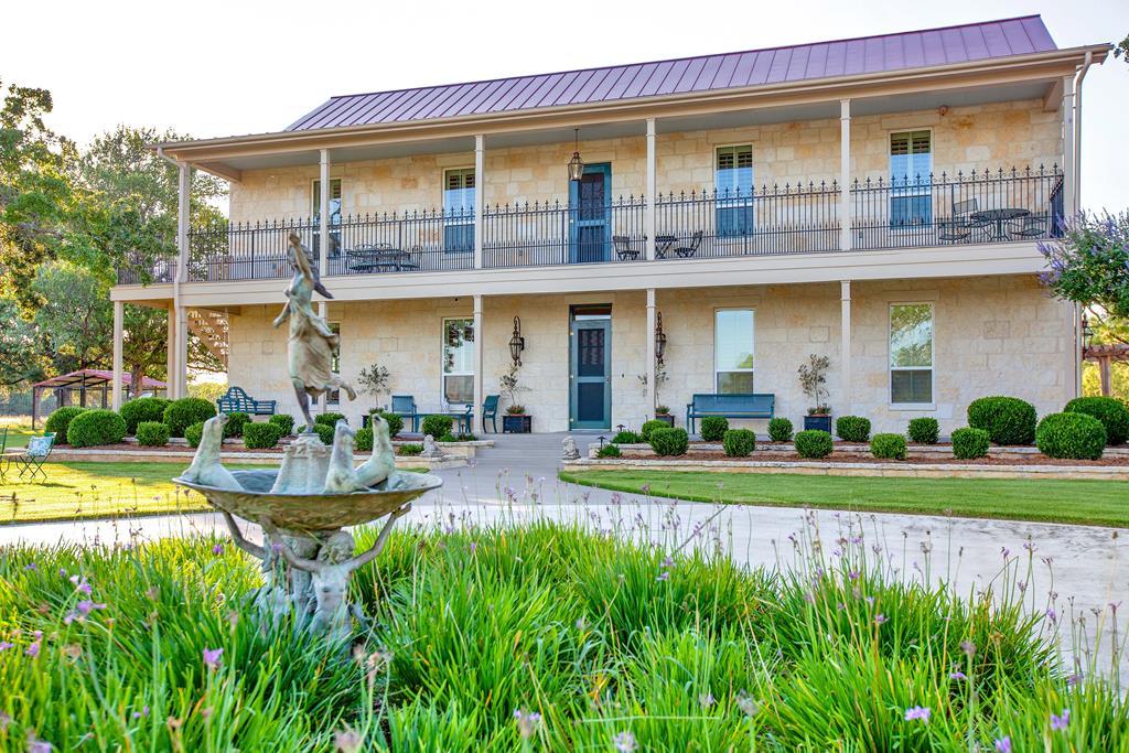 Hill Country Waterfront Ranches Image to u