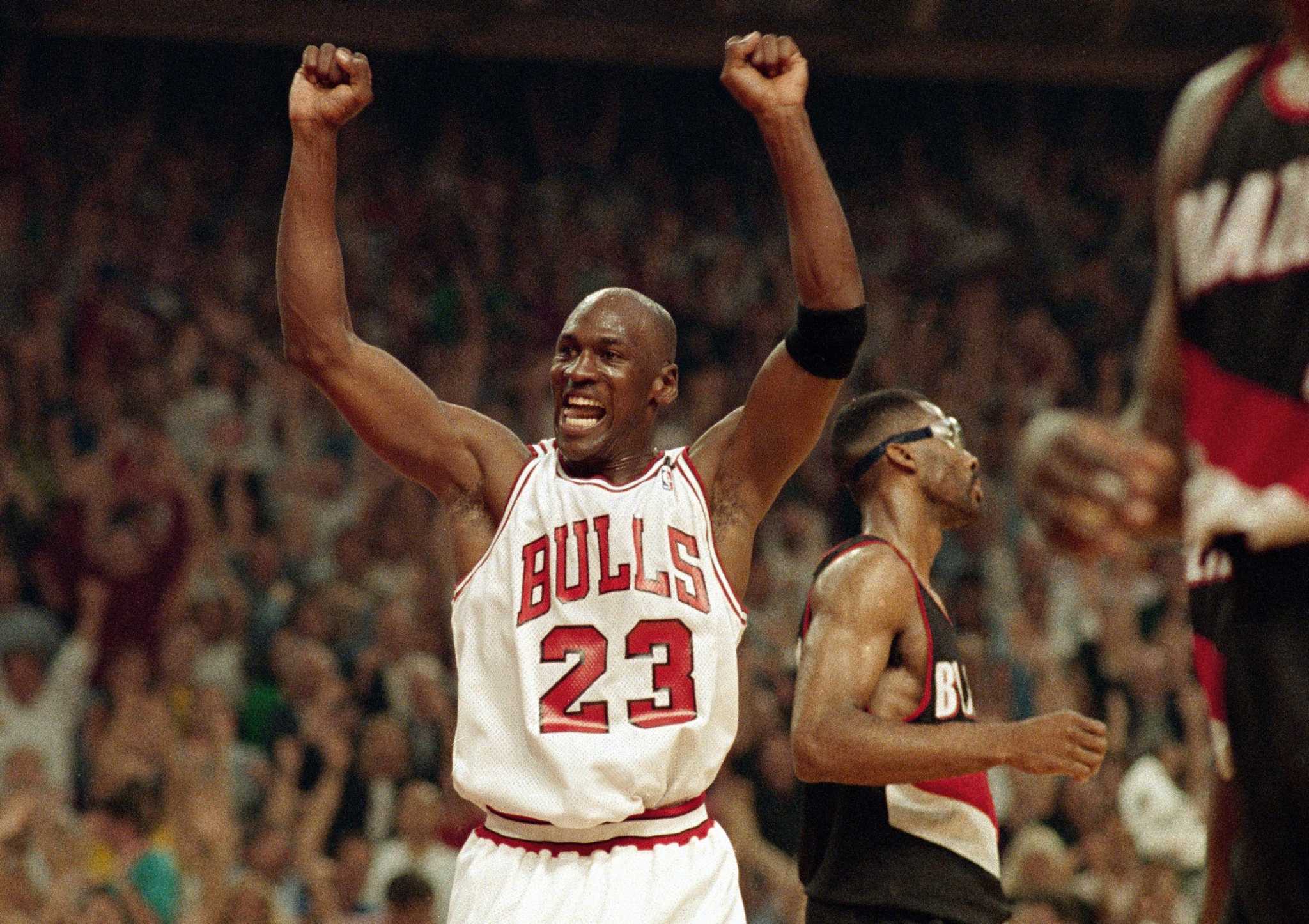 MICHAEL JORDAN #23 8 X 10 PHOTO CHICAGO BULLS NORTH CAROLINA 6