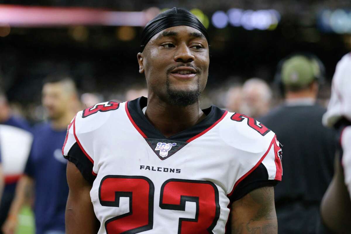 RB Hill signs tender to remain with Falcons