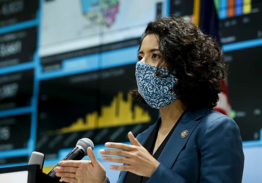 A new order issued by Harris County Judge Lina Hidalgo requires county residents over the age of 10 to cover their nose and mouth or face a $1,000 fine beginning Monday, April 27. Photo: Godofredo A. Vasquez/Staff Photographer / © 2020 Houston Chronicle