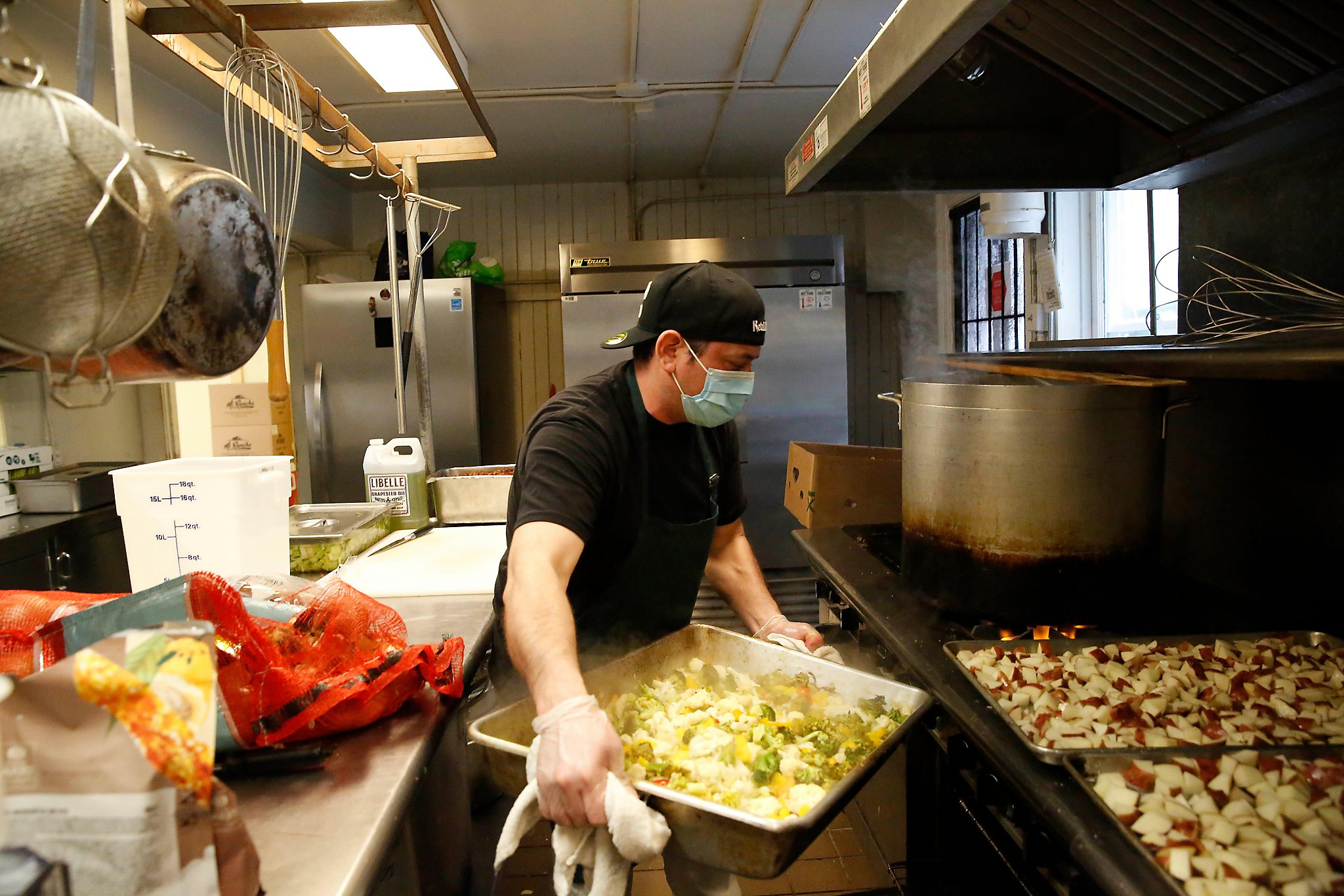 Food Runners opens its firstever kitchen to expand operations during
