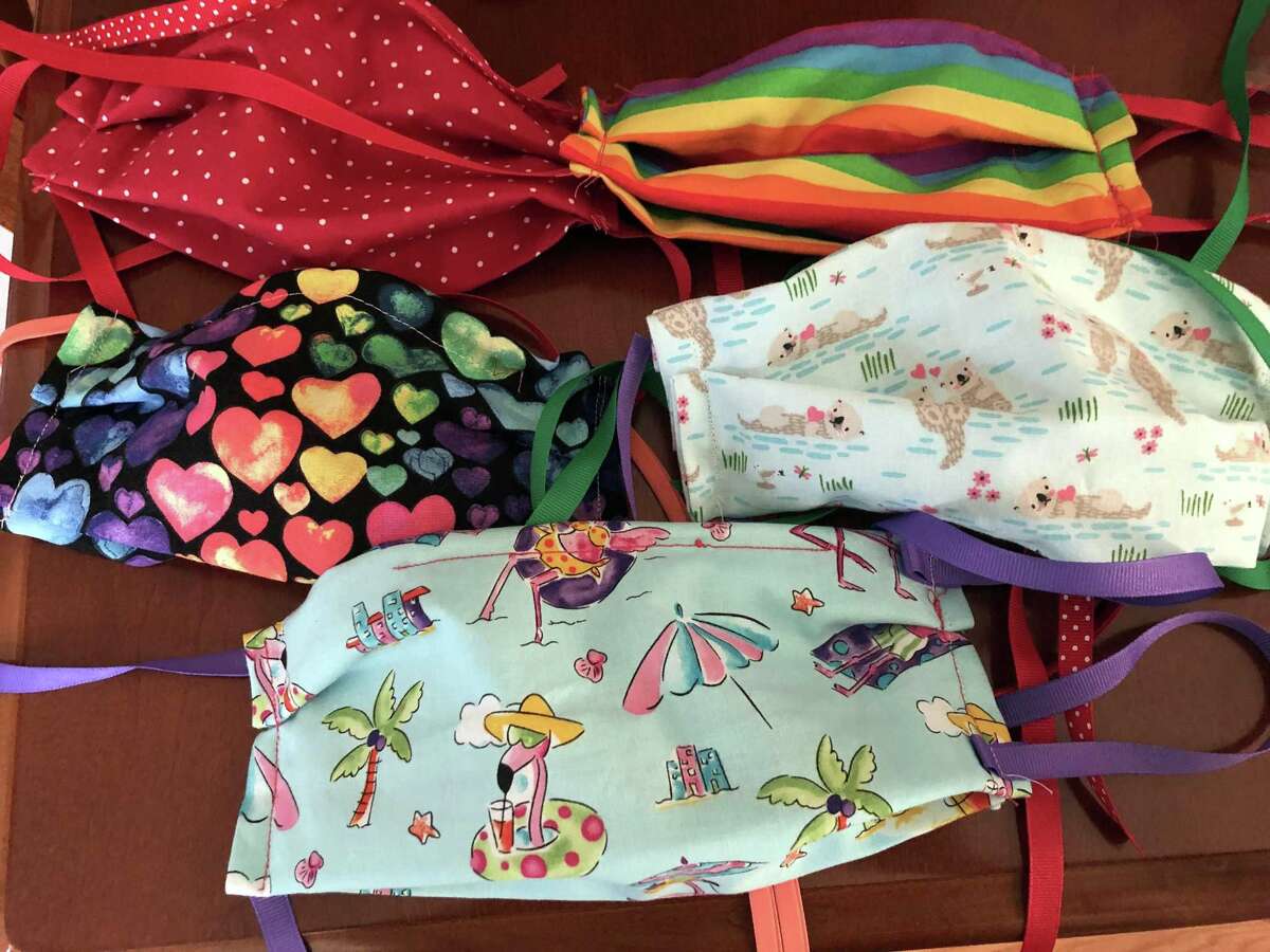 Roxane Lee and her daughter Lorelai Swanek are making masks to give to non-profit organizations and charities that serve the underprivileged.