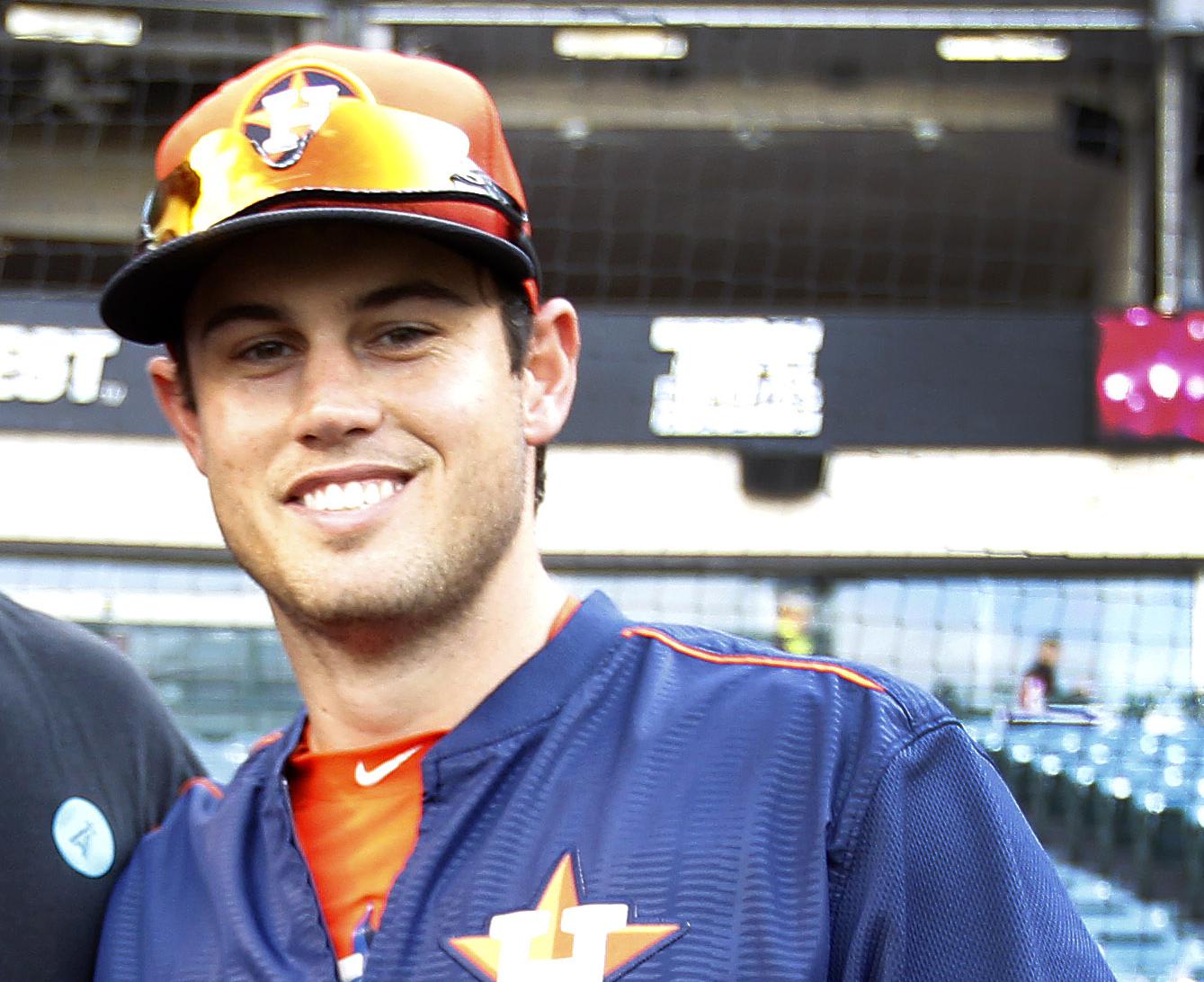 Astros OF Preston Tucker Makes MLB Debut, Family Makes Whirlwind