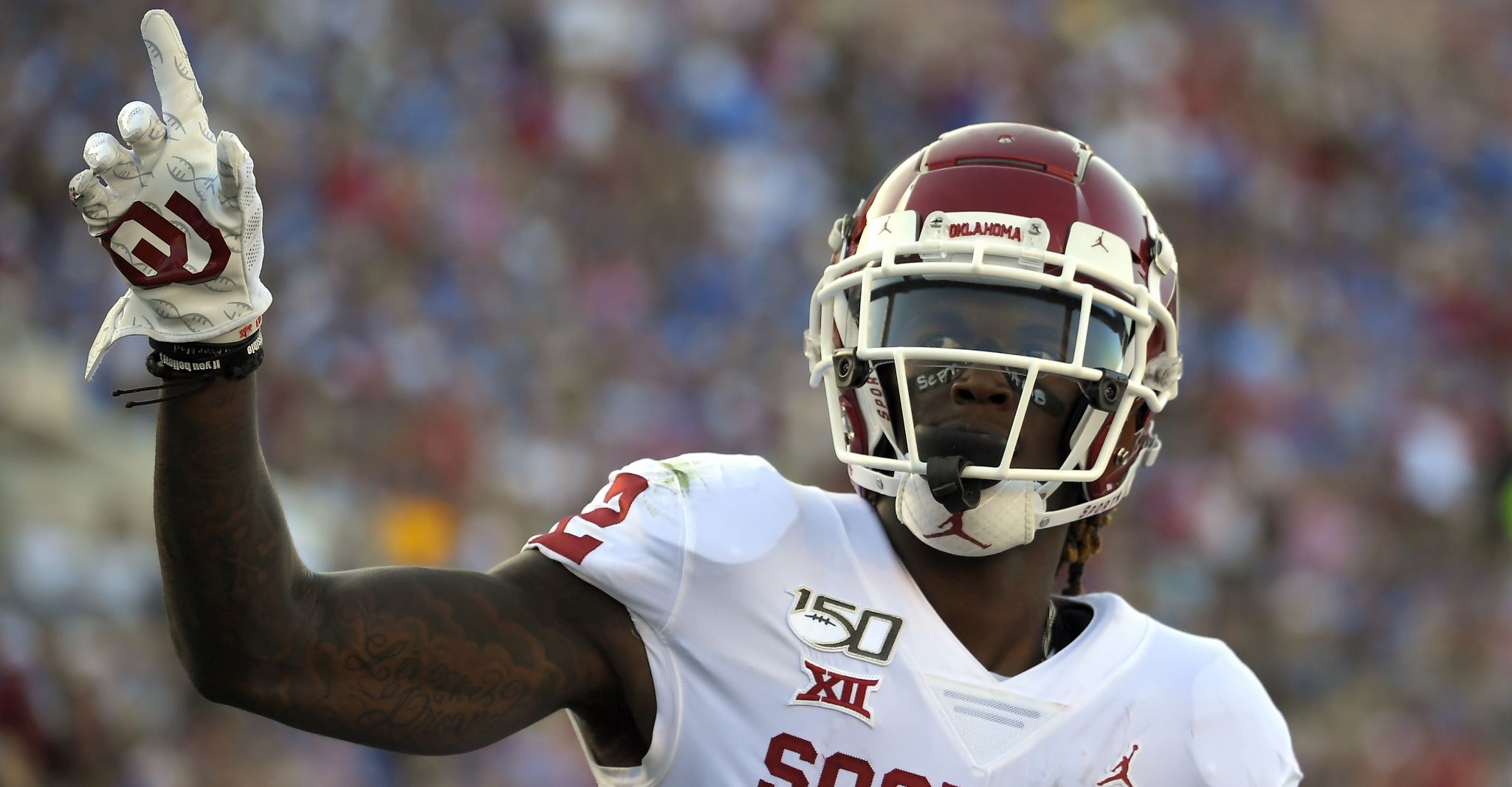 Cowboys draft Oklahoma WR, Foster grad CeeDee Lamb