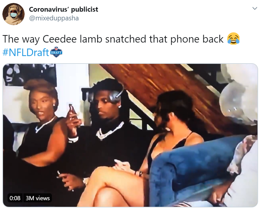 CeeDee Lamb and his girlfriend react to viral cell phone moment