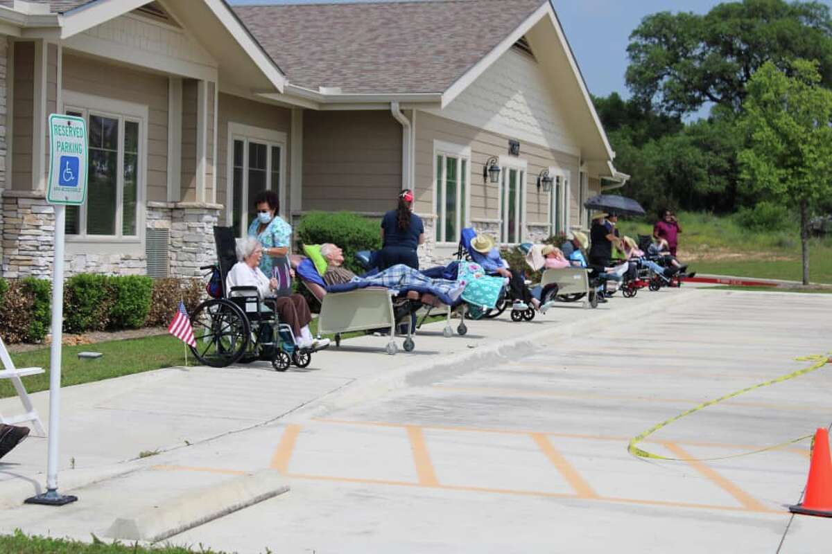 'It has just been so uplifting': Care facility residents visit loved