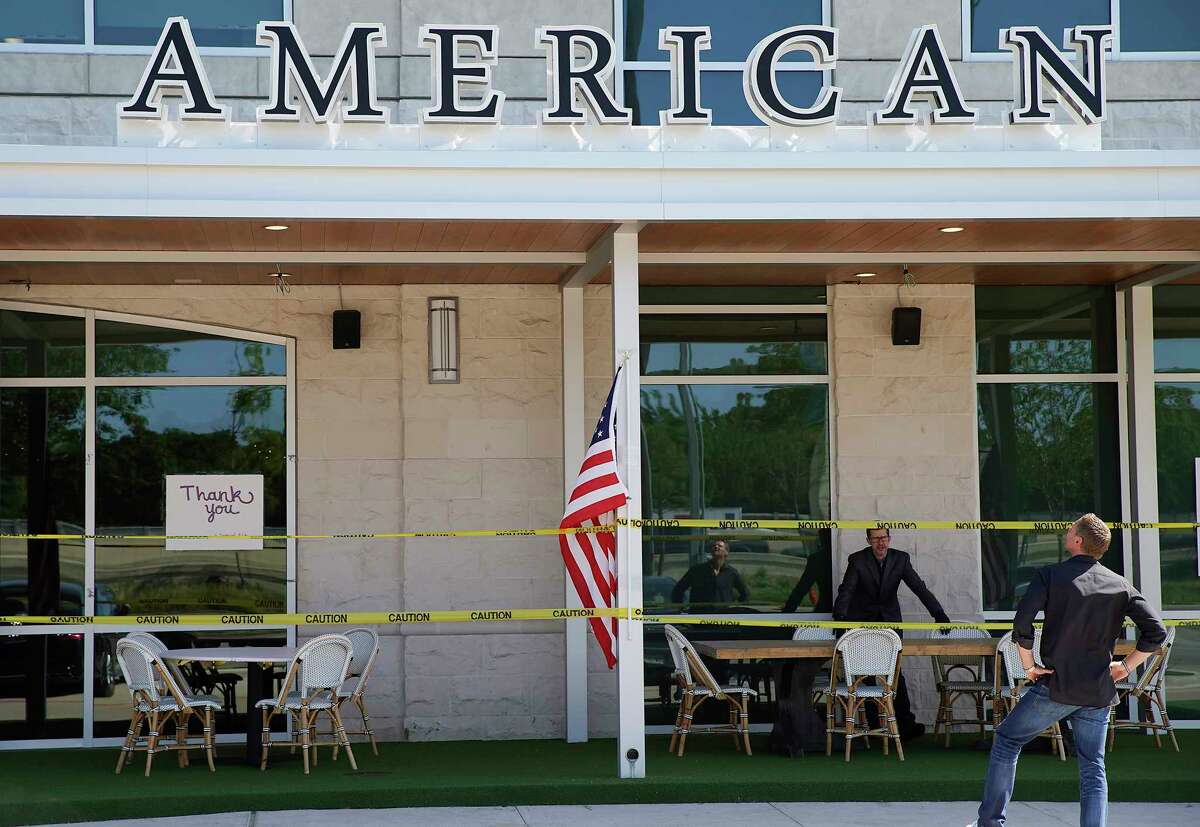 Federal American Grill in Memorial reopens for indining service Friday