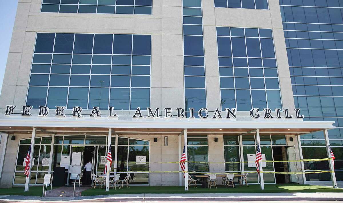 Harris County backs down as Hedwig Village restaurant defies stayat