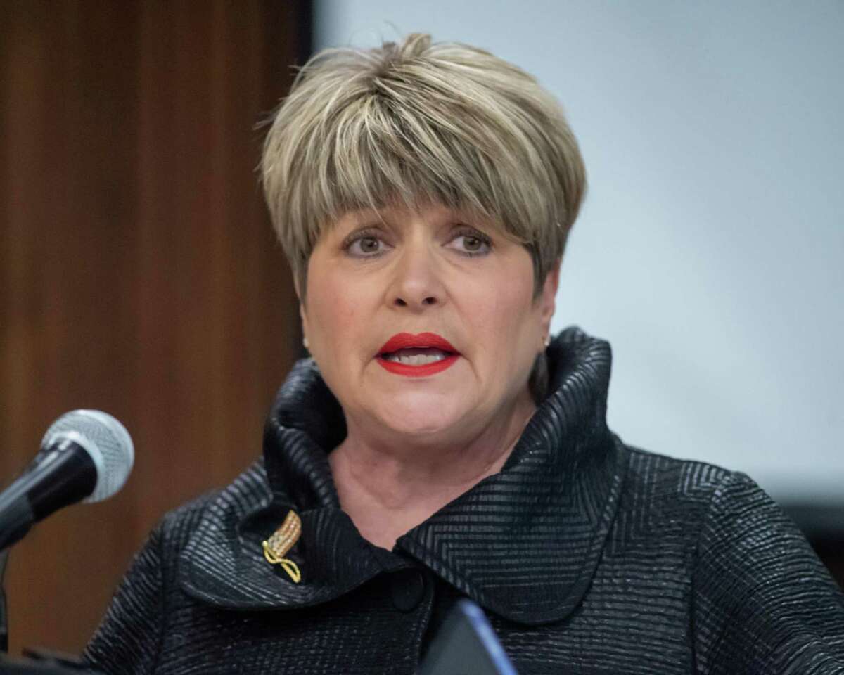 Beaumont Mayor Becky Ames faced controversy after a photo surfaced of her apparently getting services at a local nail salon, even though the business was supposed to be closed.