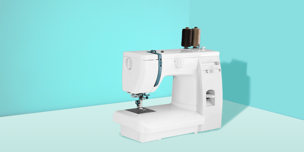 Baby Lock Zest 15-Stitch Sewing Machine & 1-Year Online Class Voucher