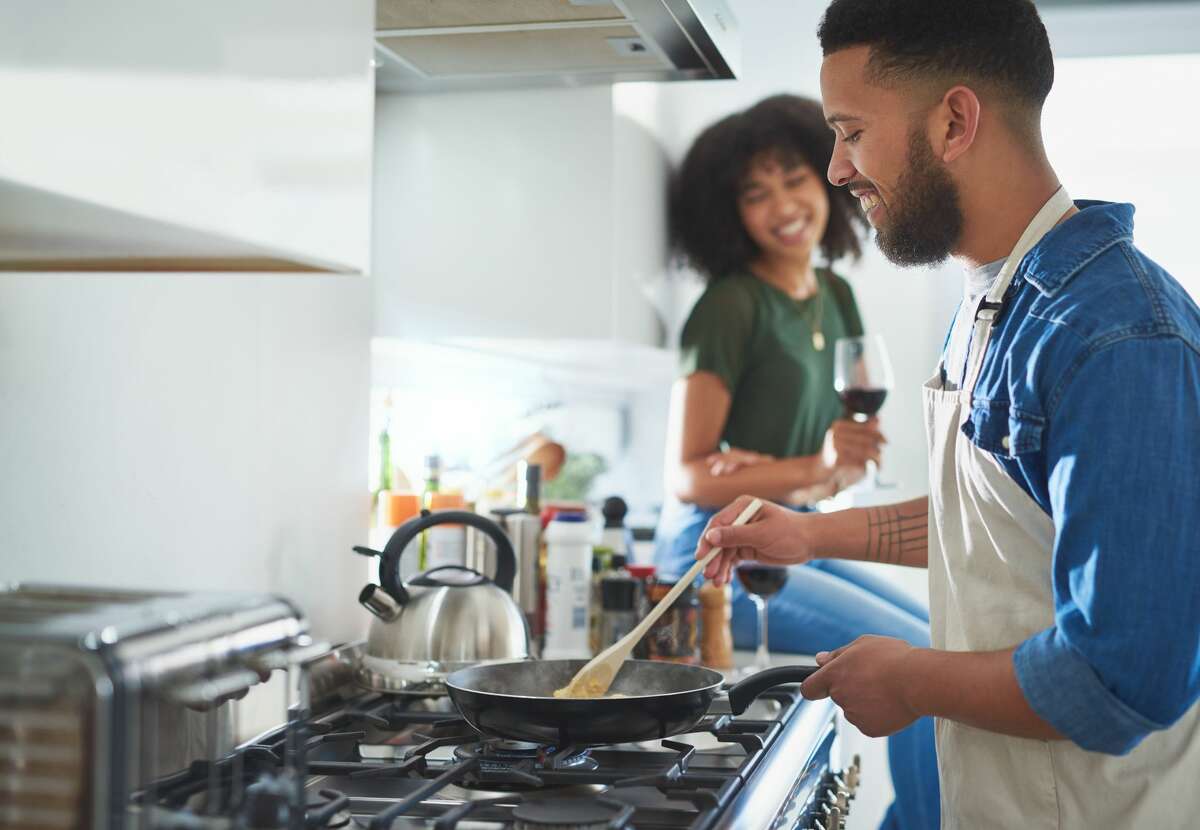 Date night delivered or digital: 6 activities for a fun night at home