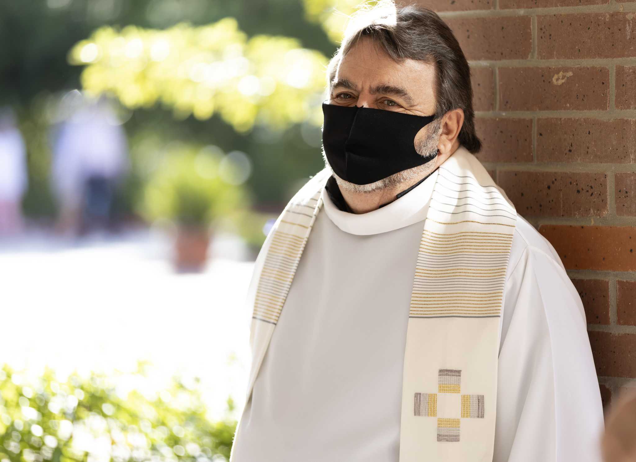 A Catholic newsletter promised investigative journalism. Then they outed a priest using Grindr data. - Vimarsana News