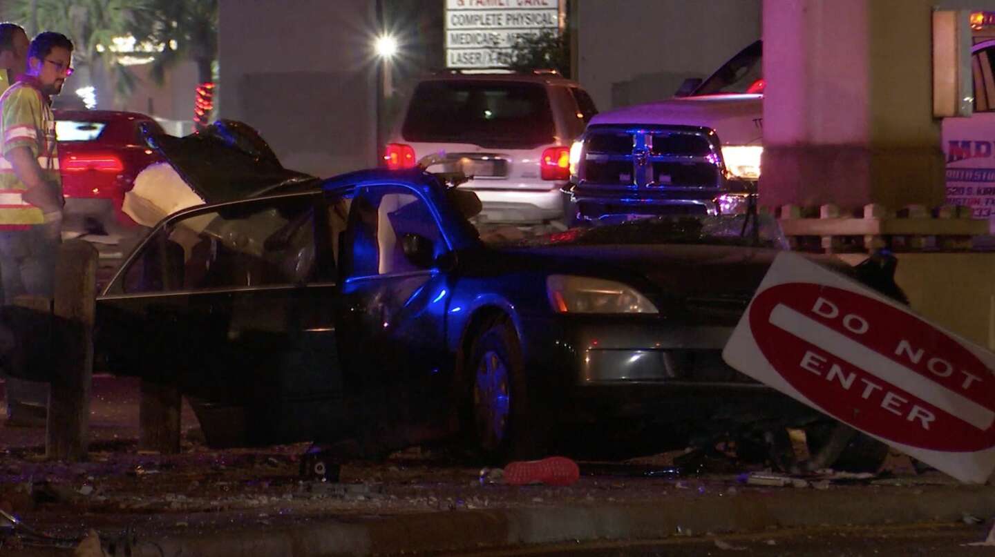 Car splits in half in 'horrific' deadly wreck in southwest Houston
