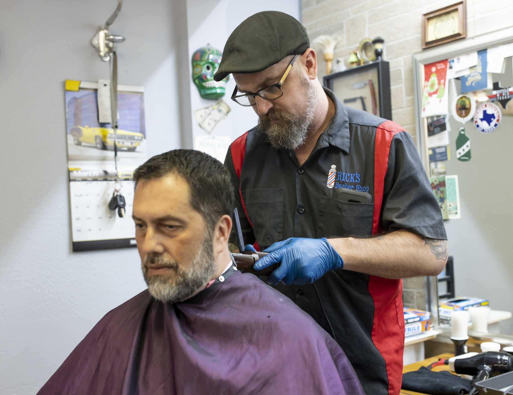 Texas Salons Barber Shops Can Reopen Friday Gov Abbott Says
