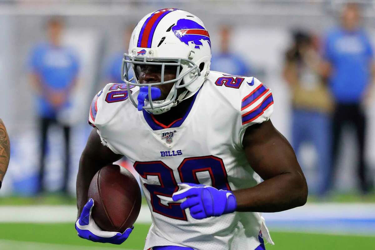 FILE - In this Aug. 23, 2019, file photo, Buffalo Bills running back Frank Gore (20) runs the ball in the first half of an NFL preseason football game against the Detroit Lions, in Detroit. The New York Jets made lots of major changes in the offseason. The Buffalo Bills did, too. The AFC East rivals are looking for much better results this season _ starting with Sunday's opening game at MetLife Stadium. (AP Photo/Rick Osentoski, File)