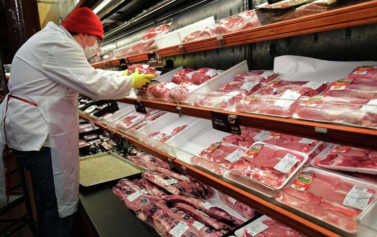 Amid national concerns, Stew Leonard Jr. says meat shortage temporary