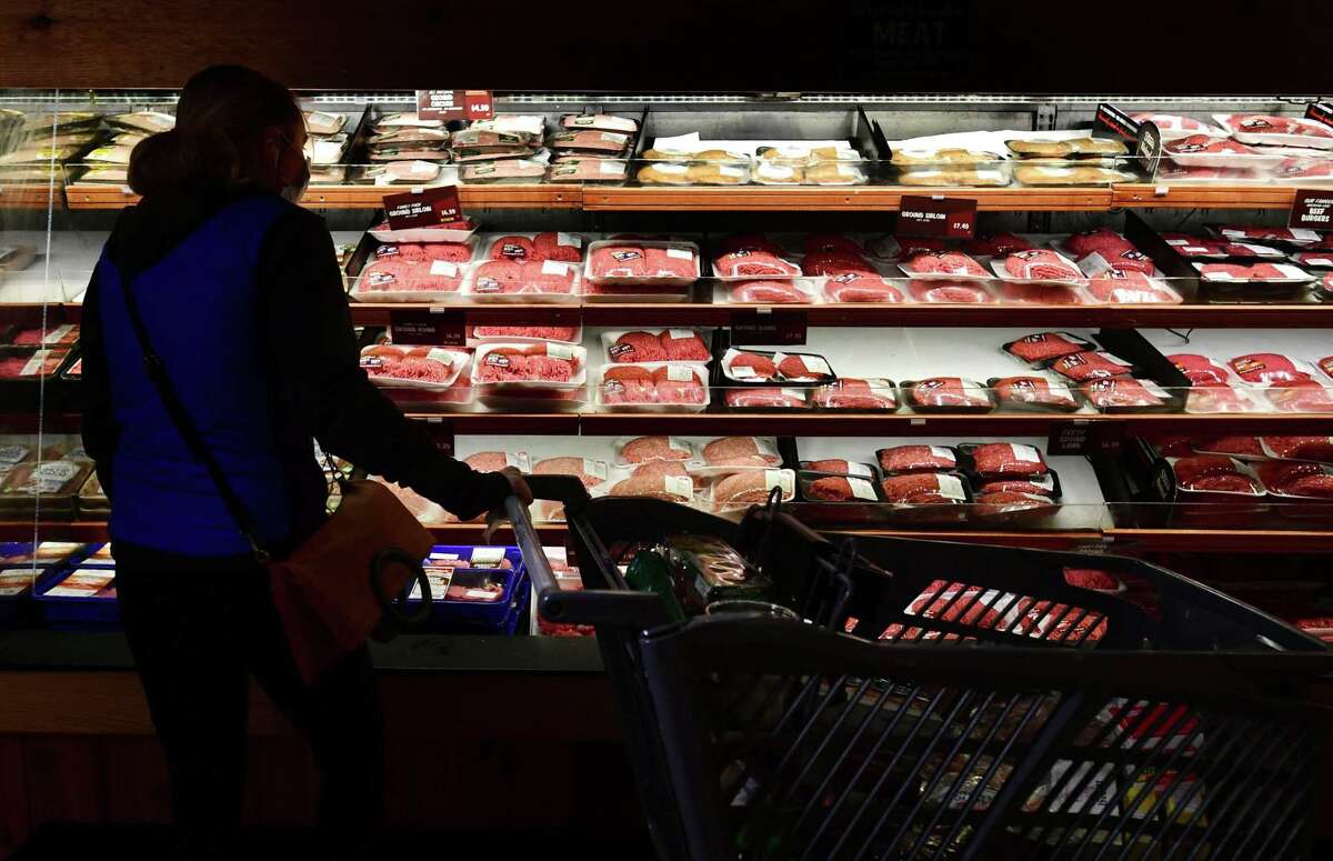 Amid national concerns, Stew Leonard Jr. says meat shortage temporary