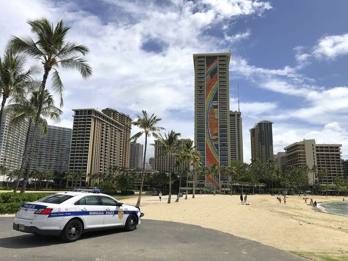 tourist dies in hawaii