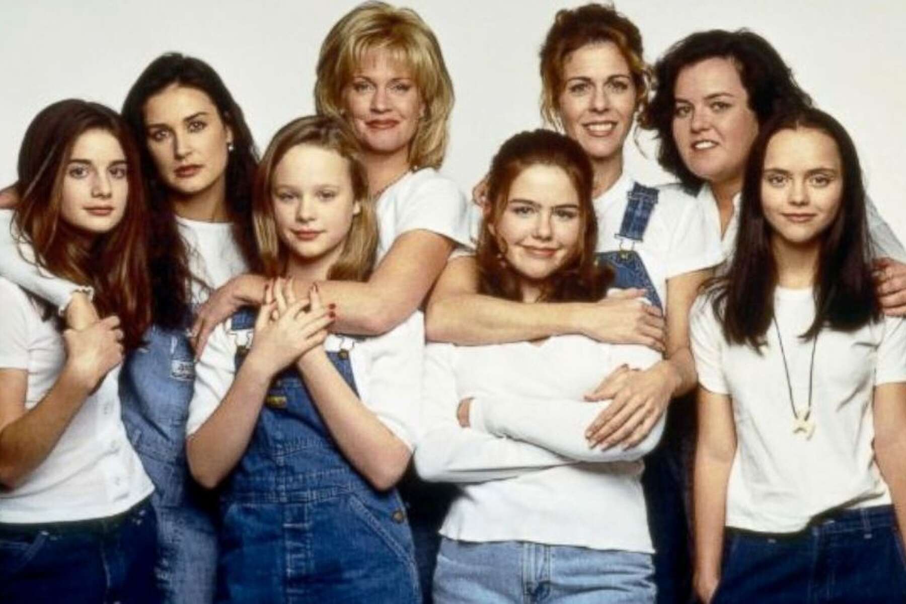 AMBULANCE OFFICIAL WATCH ONLINE (2022)