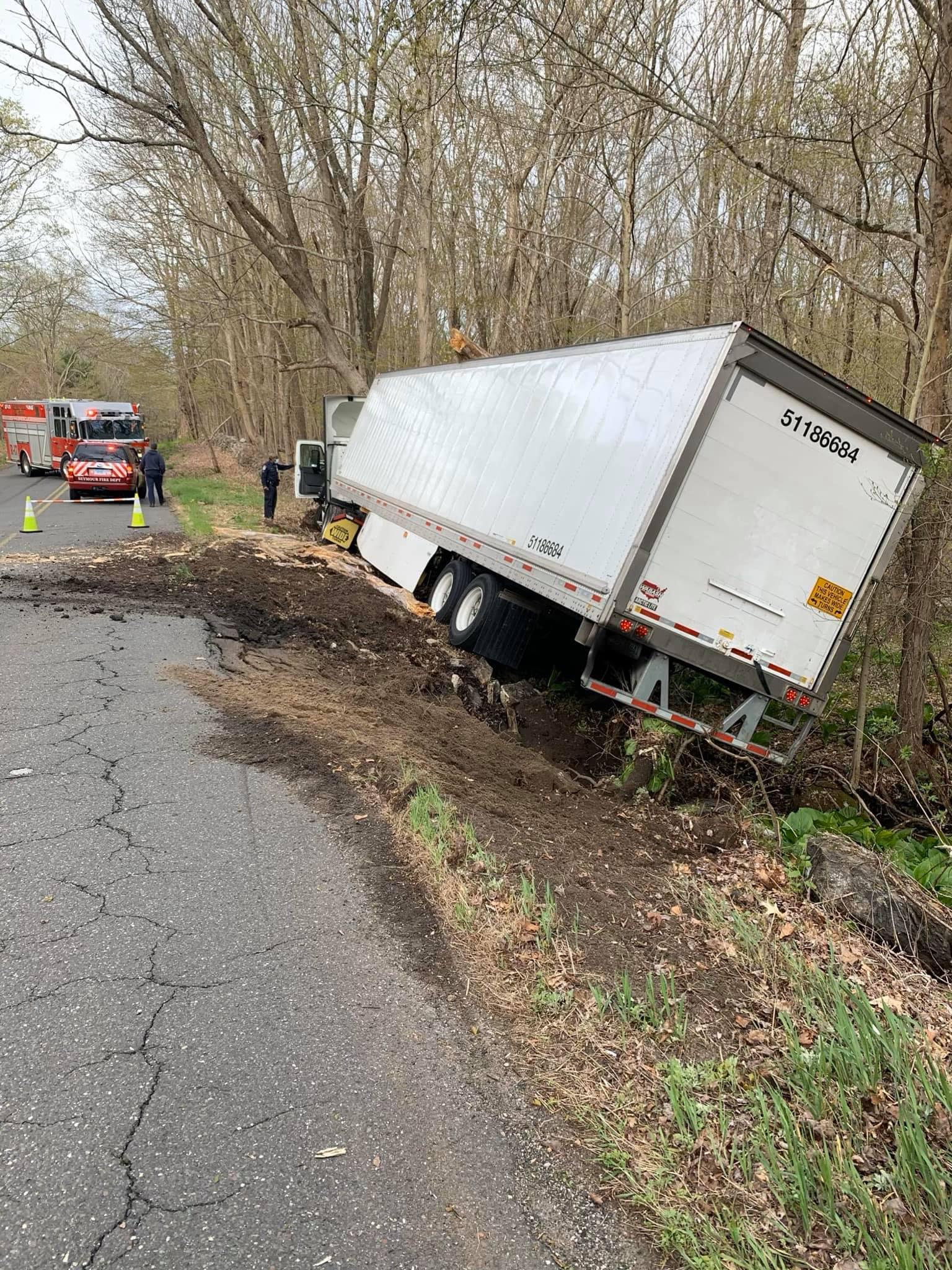 Seymour police: Tractor trailer driver ‘drifted off the road,’ hit tree