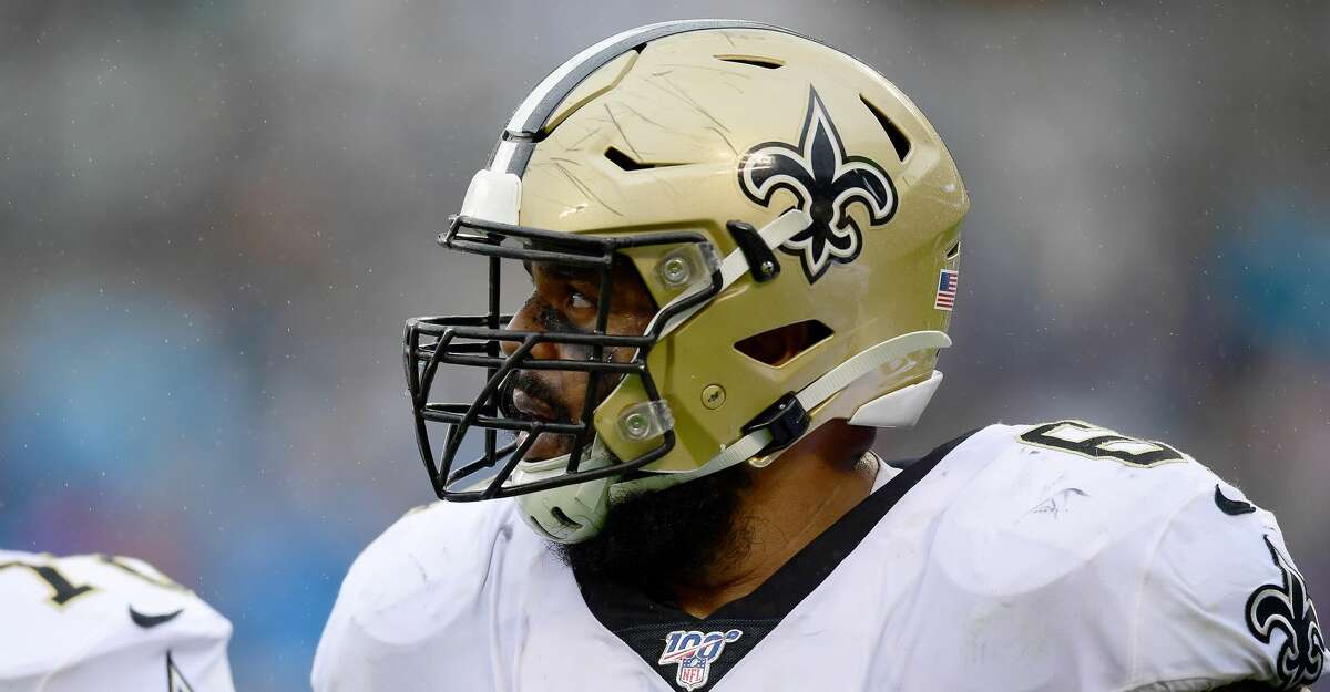 Larry Warford #67 of the New Orleans Saints during the first half during their game against the Carolina Panthers at Bank of America Stadium on December 29, 2019 in Charlotte, North Carolina. (Photo by Jacob Kupferman/Getty Images)