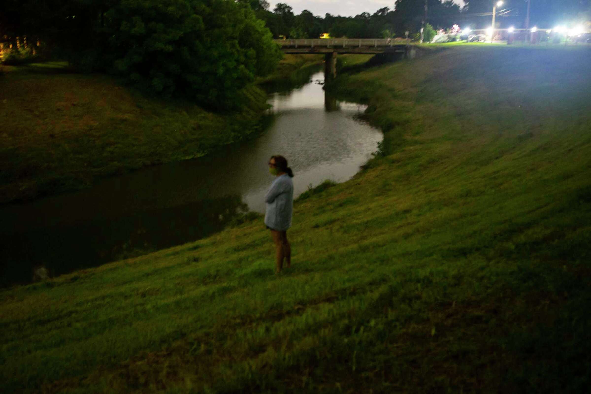 As Houston quiets, the magic of fireflies’ return