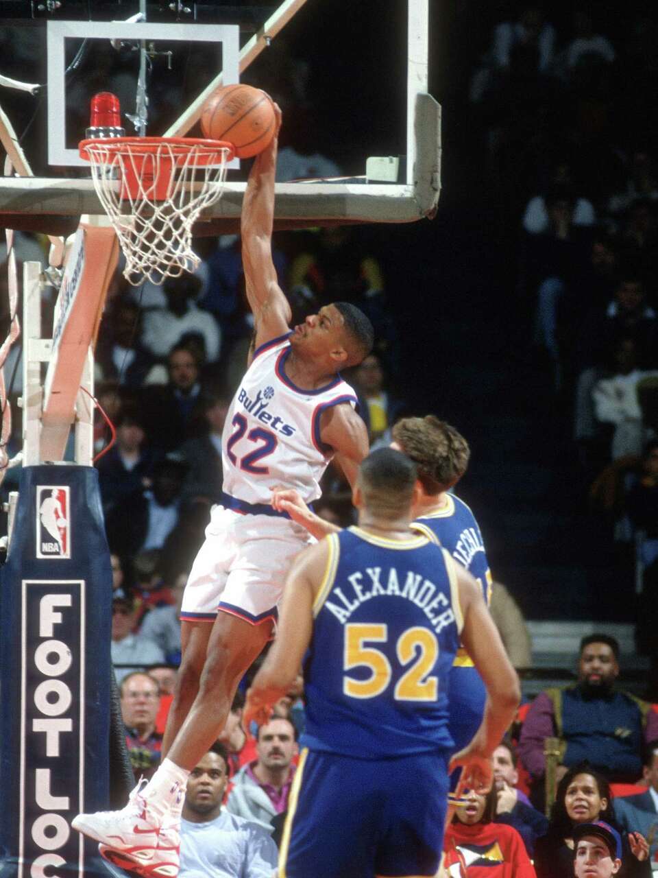 LaBradford Smith tells his side of brief rivalry with Michael Jordan