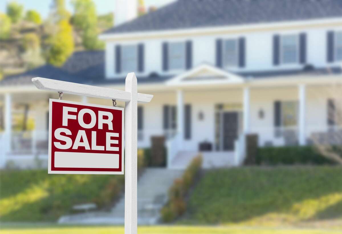 Zillow market forecast Home prices estimated to drop up to 3 sales 