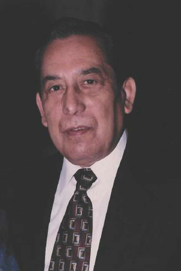 GILBERTO PAREDES - Laredo Morning Times