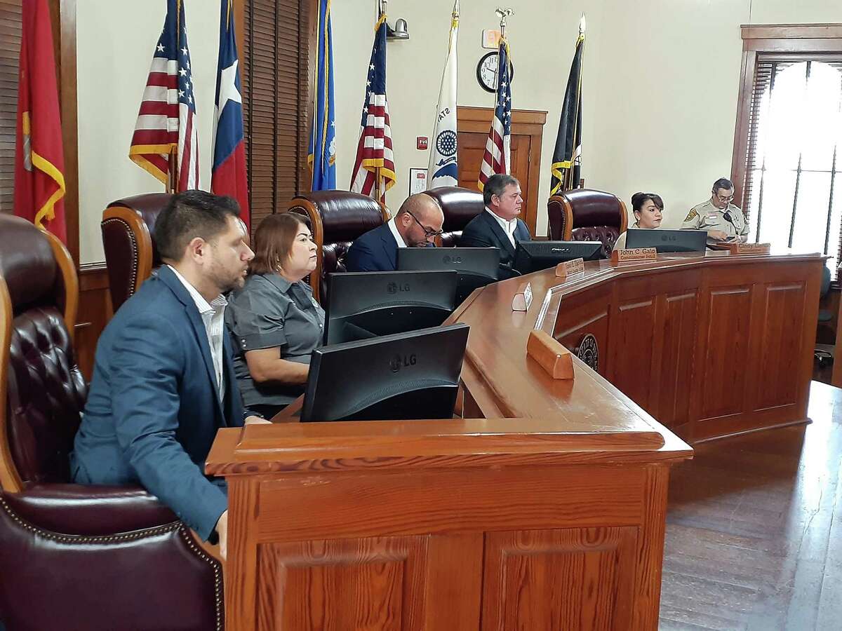 Webb County Commissioners Court set to discuss establishment of Salary