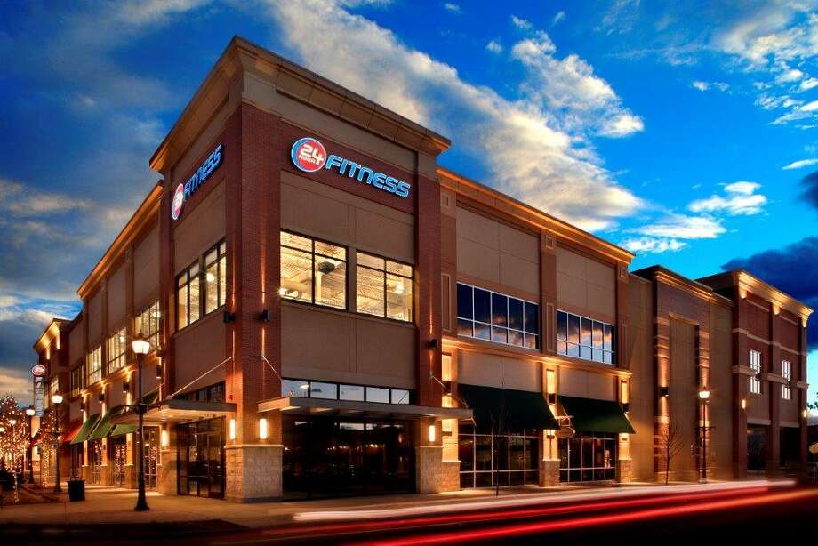 6 Day 24 hour fitness going out of business sale for Fat Body