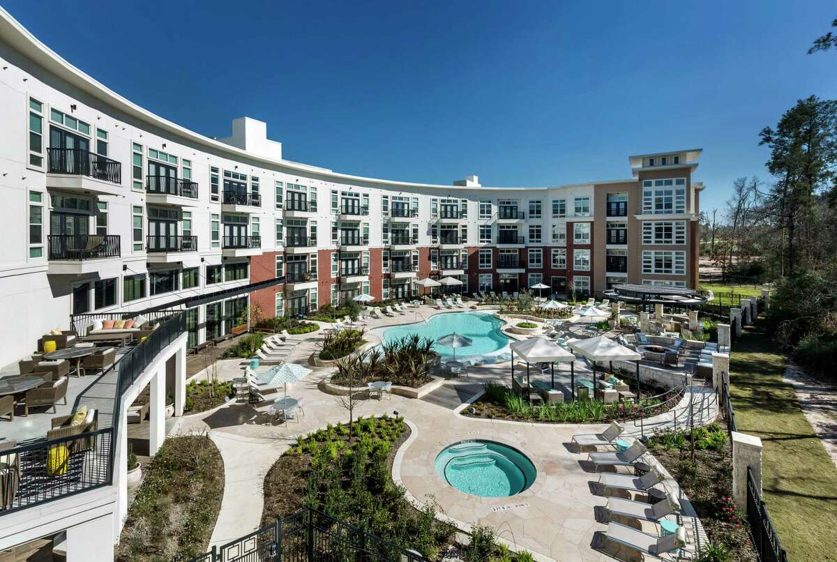 MLG Capital purchased The Belvedere Springwoods Village in Spring from Martin Fein Interests. The 342-unit apartment mid-rise at 2323 E. Mossy Oaks Road was built in 2014.