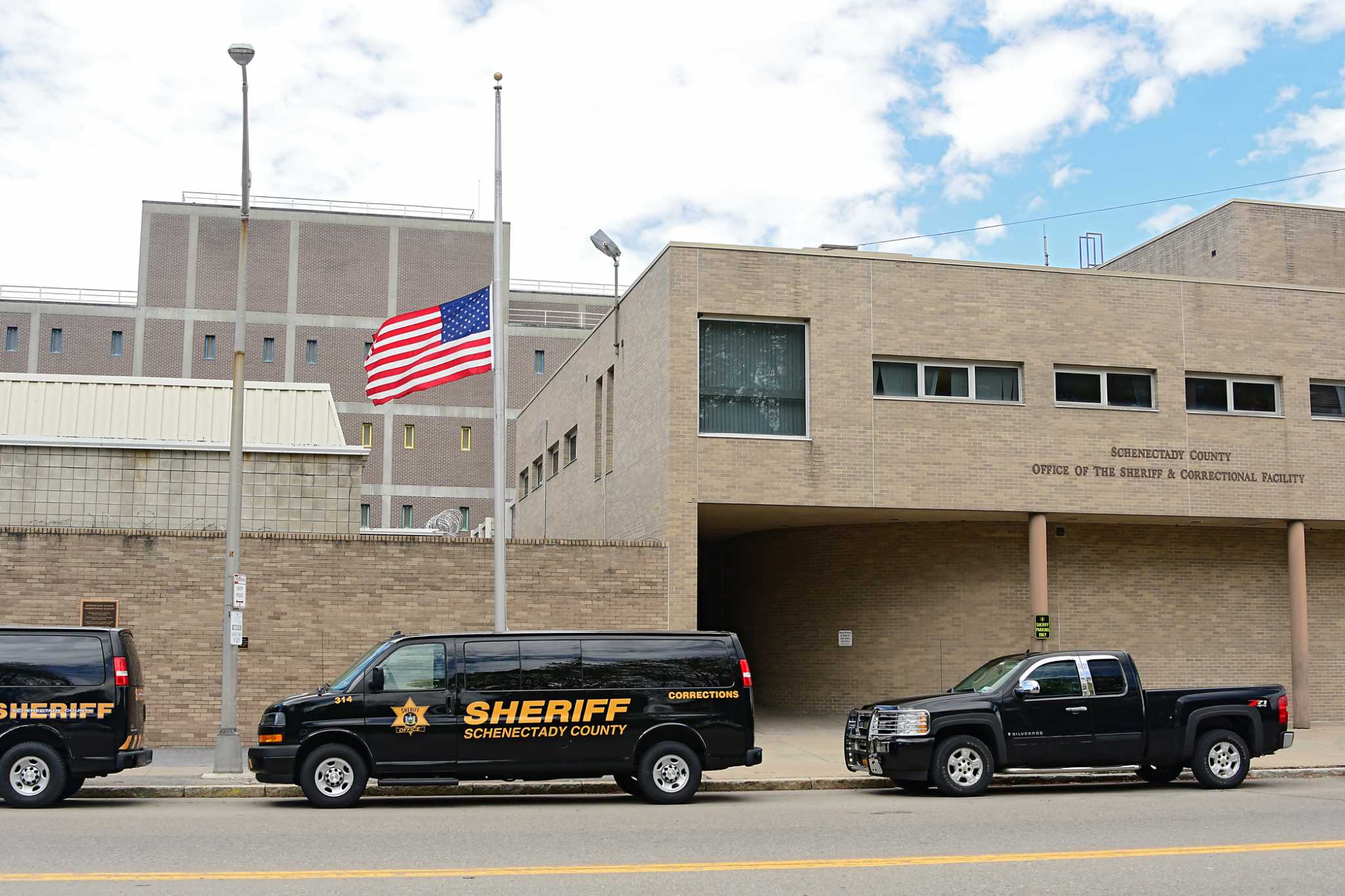 Schenectady County sheriff's employees test positive for antibodies