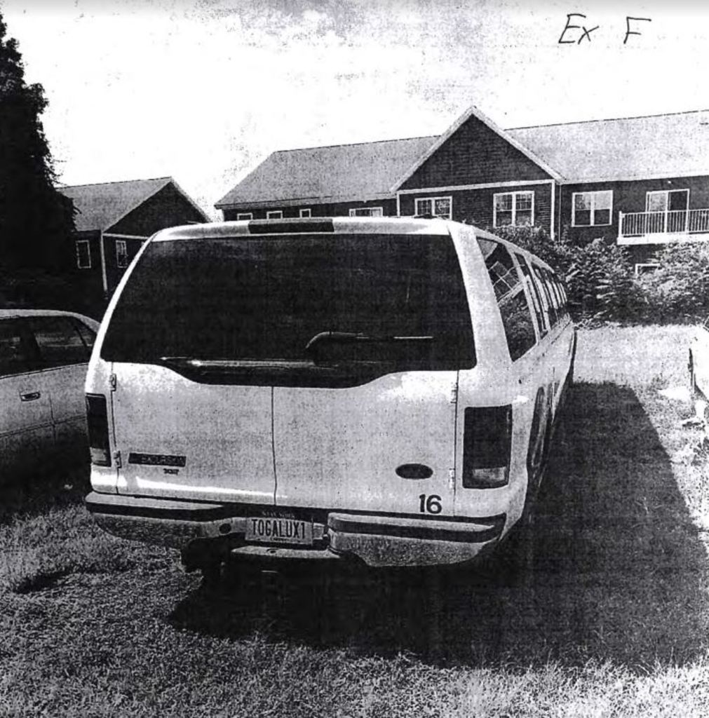 Schoharie limo driver's license suspended month before crash